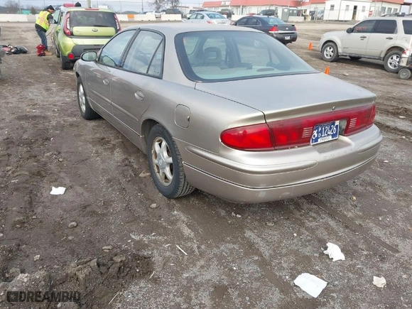 2001 Buick Regal LS with VIN 2G4WB55K711154587, listed as a IAAI auction lot 41532180 with 1 mi miles. Bid and sale history available at carsss.com. Image 3.