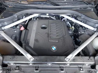 2021 BMW X7 xDrive40i with VIN 5UXCW2C09M9E94039, listed as a IAAI auction lot 41473138 with 1 mi miles. Bid and sale history available at carsss.com. Image 10.