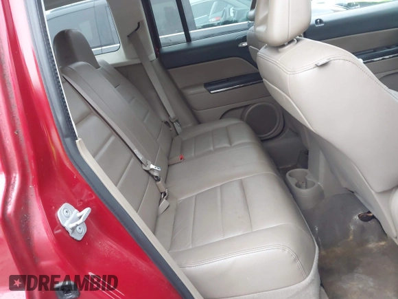 2009 Jeep Patriot z VIN 1J8FT48B39D184279, wystawiony jako IAAI lot #41580351 z przebiegiem 205 118 mil mil oraz . Historia ofert i sprzedaży dostępna na DreamBid. Obrazek 8.