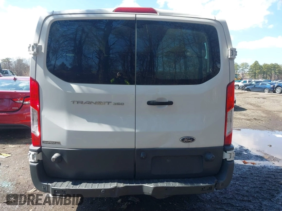 2017 Ford Transit XL z VIN 1FBZX2YM6HKA06914, wystawiony jako IAAI lot #41830142 z przebiegiem 118 387 mil mil oraz . Historia ofert i sprzedaży dostępna na DreamBid. Obrazek 16.