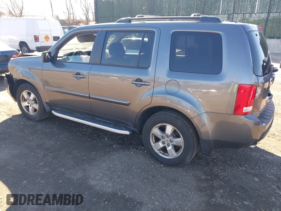 2011 Honda Pilot EX-L with VIN 5FNYF4H51BB027978, listed as a IAAI auction lot 41721429 with 111,281 mi miles. Bid and sale history available at carsss.com. Image 3.