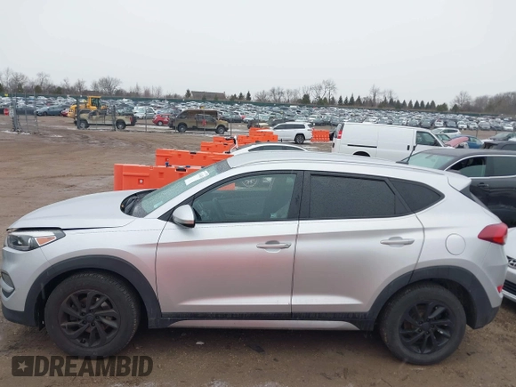 2017 Hyundai Tucson SE with VIN KM8J3CA45HU331252, listed as a IAAI auction lot 41744426 with 76,845 mi miles. Bid and sale history available at carsss.com. Image 14.