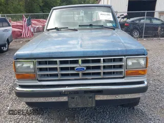 1990 Ford Ranger with VIN 1FTCR11T4LUB52586, listed as a IAAI auction lot 40423489 with 24,823 mi miles and . Bid and sale history available at DreamBid. Image 6.