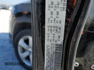 2017 Jeep Compass Latitude z VIN 3C4NJDBB0HT693451, wystawiony jako Copart lot #41578995 z przebiegiem 88 731 mil mil oraz Szkoda całkowita • Salvage title. Historia ofert i sprzedaży dostępna na DreamBid. Obrazek 13.