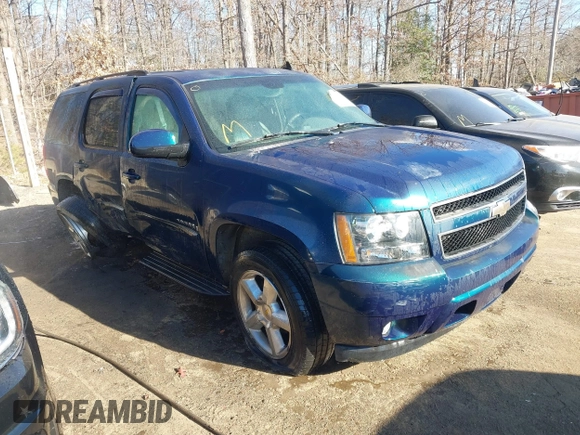 2007 Chevrolet Tahoe LTZ z VIN 1GNFK13047R146971, wystawiony jako IAAI lot #41015459 z przebiegiem 230 156 mil mil oraz . Historia ofert i sprzedaży dostępna na DreamBid. Obrazek 1.