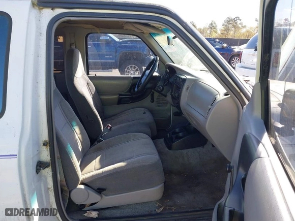 1997 Ford Ranger XL with VIN 1FTCR14U8VTA54710, listed as a IAAI auction lot 41876872 with 259,345 mi miles. Bid and sale history available at carsss.com. Image 5.