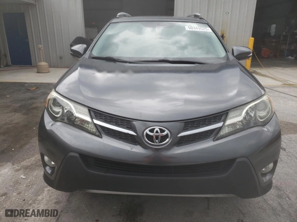 2014 Toyota RAV4 XLE with VIN 2T3WFREV4EW112482, listed as a Copart auction lot 50349525 with 192,170 mi miles and Salvage Title. Bid and sale history available at carsss.com. Image 5.