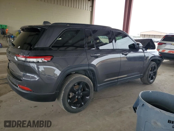 2023 Jeep Grand Cherokee Altitude with VIN 1C4RJHAG6PC547667, listed as a Copart auction lot 50498875 with 29,759 mi miles and Clean title. Bid and sale history available at DreamBid. Image 3.