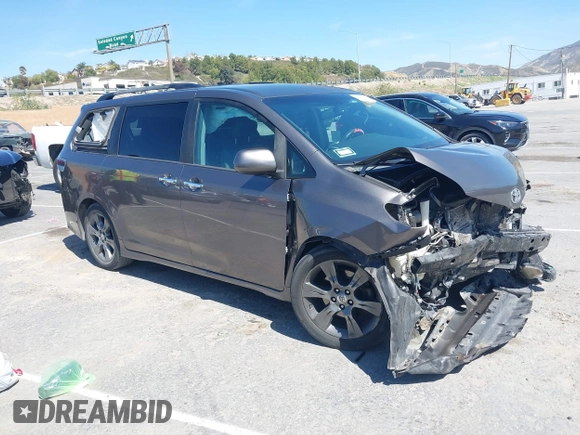 2016 Toyota Sienna SE с VIN 5TDXK3DC4GS708290, выставлен на аукционе IAAI как лот 41851812 с пробегом 136 544 миль миль и . История ставок и продаж доступна на DreamBid. Изображение 1.