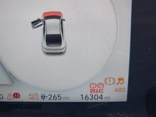 2023 Hyundai Ioniq 6 SEL z VIN KMHM34AA5PA033700, wystawiony jako IAAI lot #41954862 z przebiegiem 16 304 mil mil oraz . Historia ofert i sprzedaży dostępna na DreamBid. Obrazek 16.
