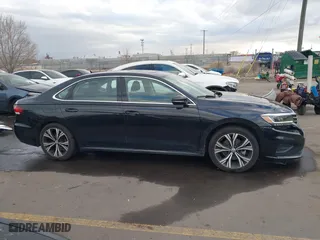 2021 Volkswagen Passat 2.0T SE with VIN 1VWSA7A32MC012952, listed as a IAAI auction lot 41370840 with 71,141 mi miles. Bid and sale history available at carsss.com. Image 13.