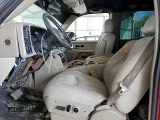 2003 Chevrolet Suburban LT z VIN 1GNFK16Z63J251417, wystawiony jako Copart lot #53603865 z przebiegiem Nie podano mil oraz Szkoda całkowita • Salvage title. Historia ofert i sprzedaży dostępna na DreamBid. Obrazek 7.