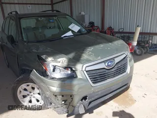 2019 Subaru Forester with VIN JF2SKACC9KH400983, listed as a IAAI auction lot 41822434 with 90,196 mi miles. Bid and sale history available at carsss.com. Image 1.