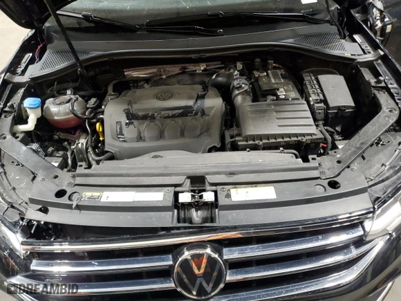 2022 Volkswagen Tiguan SEL R-Line with VIN 3VV4B7AX9NM141266, listed as a Copart auction lot 85086634 with 20,465 mi miles and Salvage Title. Bid and sale history available at carsss.com. Image 13.