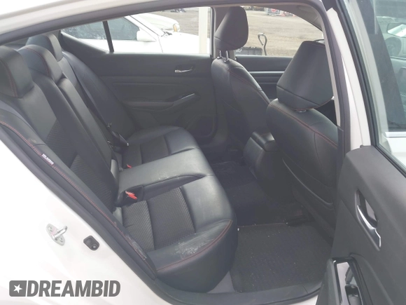 2024 Nissan Altima SR z VIN 1N4BL4CV5RN364421, wystawiony jako IAAI lot #42299917 z przebiegiem 36 169 mil mil oraz . Historia ofert i sprzedaży dostępna na DreamBid. Obrazek 8.