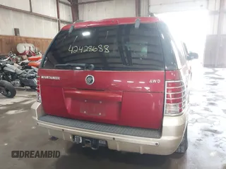 2004 Mercury Mountaineer z VIN 4M2DU86E44UJ22697, wystawiony jako IAAI lot #42428688 z przebiegiem 131 518 mil mil oraz . Historia ofert i sprzedaży dostępna na DreamBid. Obrazek 6.