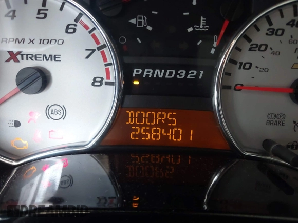 2005 Chevrolet Colorado LS Z85 z VIN 1GCCS146058256126, wystawiony jako IAAI lot #42363426 z przebiegiem 258 401 mil mil oraz . Historia ofert i sprzedaży dostępna na DreamBid. Obrazek 16.
