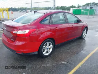 2013 Ford Focus SE with VIN 1FADP3F20DL186964, listed as a IAAI auction lot 42542071 with 203,236 mi miles and . Bid and sale history available at DreamBid. Image 4.