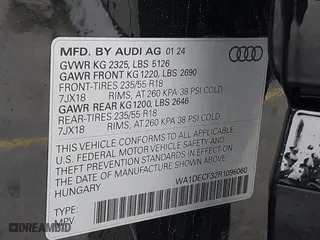 2024 Audi Q3 S line Premium with VIN WA1DECF32R1096060, listed as a IAAI auction lot 41409258 with 21,359 mi miles. Bid and sale history available at carsss.com. Image 9.
