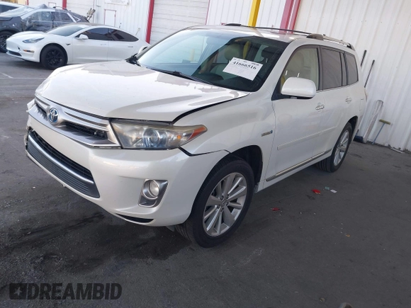2013 Toyota Highlander Limited z VIN JTEDC3EH1D2012964, wystawiony jako IAAI lot #41666516 z przebiegiem 231 737 mil mil oraz . Historia ofert i sprzedaży dostępna na DreamBid. Obrazek 17.