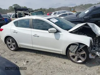 2013 Acura ILX Tech Pkg with VIN 19VDE1F78DE009807, listed as a IAAI auction lot 41784271 with 169,860 mi miles. Bid and sale history available at carsss.com. Image 13.
