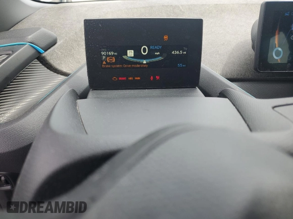 2017 BMW i3 z VIN WBY1Z8C33HV894331, wystawiony jako Copart lot #56487745 z przebiegiem 90 169 mil mil oraz Szkody całkowita. Historia ofert i sprzedaży dostępna na DreamBid. Obrazek 9.