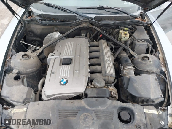 2006 BMW Z4 3.0si z VIN 4USBU53546LX01739, wystawiony jako IAAI lot #41531608 z przebiegiem 79 376 mil mil oraz . Historia ofert i sprzedaży dostępna na DreamBid. Obrazek 10.