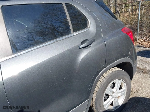 2016 Chevrolet Trax LT with VIN 3GNCJLSBXGL219062, listed as a IAAI auction lot 42000897 with 135,732 mi miles. Bid and sale history available at carsss.com. Image 6.