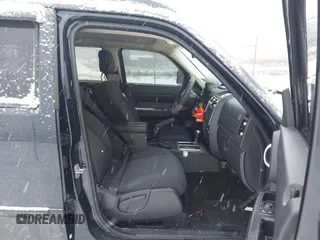 2011 Dodge Nitro Heat with VIN 1D4PU4GK0BW576840, listed as a IAAI auction lot 41318203 with 91,118 mi miles and . Bid and sale history available at carsss.com. Image 5.
