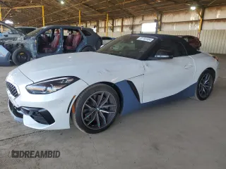 2021 BMW Z4 sDrive30i with VIN WBAHF3C01MWX24942, listed as a Copart auction lot 52702484 with 29,470 mi miles. Bid and sale history available at carsss.com. Image 1.