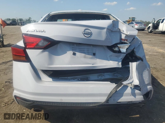 2024 Nissan Altima SR with VIN 1N4BL4CV7RN398845, listed as a Copart auction lot 62087945 with 20,410 mi miles and Salvage title. Bid and sale history available at DreamBid. Image 6.