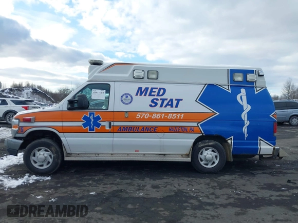 2009 Ford E-Series Commercial z VIN 1FDSS34P79DA74271, wystawiony jako IAAI lot #41417750 z przebiegiem 207 542 mil mil oraz . Historia ofert i sprzedaży dostępna na DreamBid. Obrazek 14.