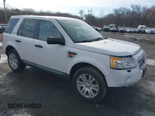 2008 Land Rover LR2 SE z VIN SALFS24N18H044567, wystawiony jako IAAI lot #41863429 z przebiegiem 156 669 mil mil oraz . Historia ofert i sprzedaży dostępna na DreamBid. Obrazek 1.