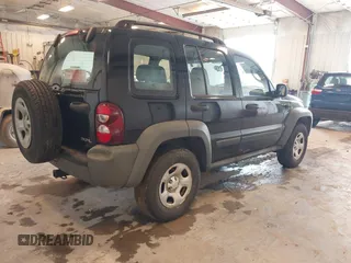 2006 Jeep Liberty Sport with VIN 1J4GL48K36W290267, listed as a IAAI auction lot 42162758 with 149,951 mi miles and . Bid and sale history available at carsss.com. Image 4.
