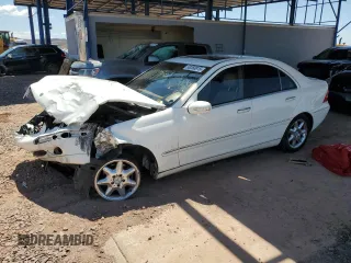 2004 Mercedes-Benz C 240 with VIN WDBRF61J64E015626, listed as a Copart auction lot 58260815 with 130,293 mi miles and Salvage title. Bid and sale history available at DreamBid. Image 1.