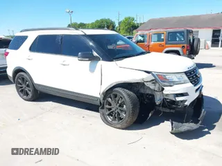 2017 Ford Explorer XLT with VIN 1FM5K7D8XHGC99939, listed as a IAAI auction lot 41826914 with 107,624 mi miles and . Bid and sale history available at carsss.com. Image 1.