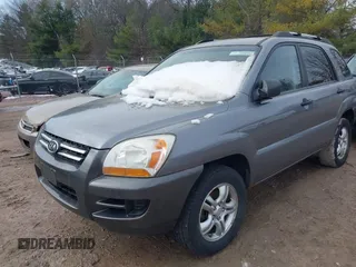 2008 Kia Sportage LX with VIN KNDJE723287540085, listed as a IAAI auction lot 41833371 with 189,372 mi miles and . Bid and sale history available at DreamBid. Image 6.