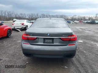 2016 BMW 7 Series 750i xDrive with VIN WBA7F2C53GG417997, listed as a IAAI auction lot 41926307 with 92,734 mi miles. Bid and sale history available at carsss.com. Image 16.