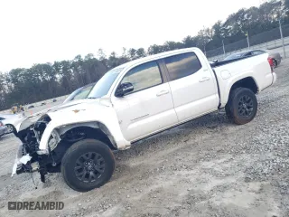 2022 Toyota Tacoma 2WD SR5 with VIN 3TMAZ5CN0NM182401, listed as a Copart auction lot 49586315 with 47,058 mi miles and Salvage Title. Bid and sale history available at carsss.com. Image 1.