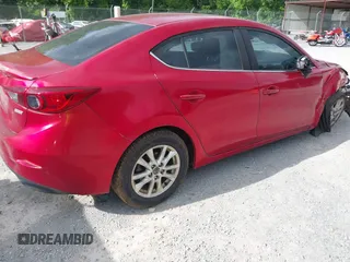 2014 Mazda 3 i Touring z VIN JM1BM1V74E1129708, wystawiony jako IAAI lot #42326641 z przebiegiem 169 773 mil mil oraz . Historia ofert i sprzedaży dostępna na DreamBid. Obrazek 4.