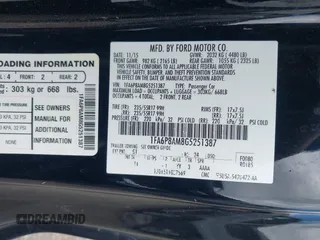 2016 Ford Mustang V6 z VIN 1FA6P8AM8G5251387, wystawiony jako IAAI lot #42231334 z przebiegiem 104 618 mil mil oraz . Historia ofert i sprzedaży dostępna na DreamBid. Obrazek 9.