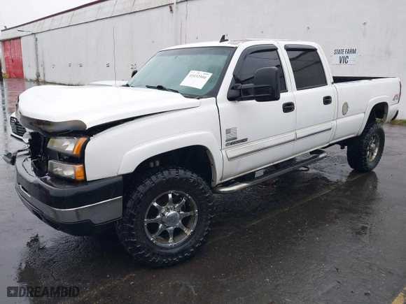 2006 Chevrolet Silverado 2500HD LT1 with VIN 1GCHK23D46F191371, listed as a IAAI auction lot 41032500 with 1 mi miles. Bid and sale history available at carsss.com. Image 19.