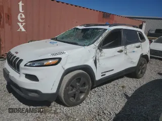 2016 Jeep Cherokee Latitude z VIN 1C4PJLCB2GW297161, wystawiony jako Copart lot #76263284 z przebiegiem 92 719 mil mil oraz Szkoda całkowita • Salvage title. Historia ofert i sprzedaży dostępna na DreamBid. Obrazek 1.
