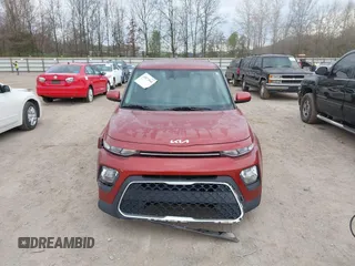2022 Kia Soul LX with VIN KNDJ23AU8N7836980, listed as a IAAI auction lot 41871840 with 47,162 mi miles. Bid and sale history available at carsss.com. Image 12.