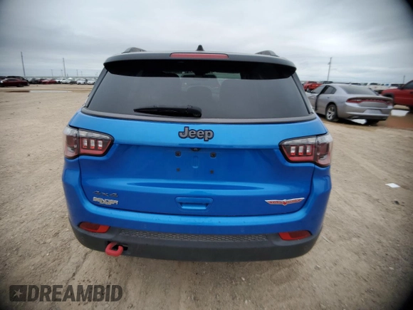 2021 Jeep Compass Trailhawk z VIN 3C4NJDDB9MT590052, wystawiony jako Copart lot #54973695 z przebiegiem 78 522 mil mil oraz Szkoda całkowita • Salvage title. Historia ofert i sprzedaży dostępna na DreamBid. Obrazek 6.