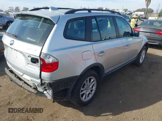2005 BMW X3 2.5i with VIN WBXPA73415WC47394, listed as a IAAI auction lot 41481109 with 152,903 mi miles. Bid and sale history available at carsss.com. Image 4.