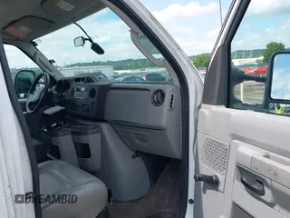 2012 Ford Econoline Cargo Super Duty Commercial с VIN 1FTSS3EL9CDA36029, выставлен на аукционе IAAI как лот 42490954 с пробегом 213 080 миль миль и . История ставок и продаж доступна на DreamBid. Изображение 5.