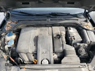 2011 Volkswagen Jetta SE z VIN 3VWDZ7AJ8BM369256, wystawiony jako Copart lot #51139015 z przebiegiem 250 634 mil mil oraz Szkoda całkowita • Salvage title. Historia ofert i sprzedaży dostępna na DreamBid. Obrazek 13.