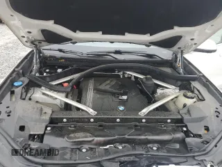 2019 BMW X5 xDrive40i z VIN 5UXCR6C56KLL40086, wystawiony jako Copart lot #58301335 z przebiegiem Nie podano mil oraz Szkoda całkowita • Salvage title. Historia ofert i sprzedaży dostępna na DreamBid. Obrazek 12.