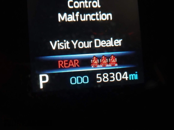 2020 Toyota Corolla SE with VIN JTND4RBE9L3095272, listed as a IAAI auction lot 41593236 with 58,304 mi miles and . Bid and sale history available at DreamBid. Image 15.